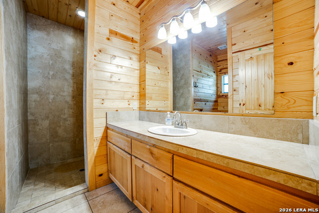 Image 12 of 50 For 170 Johnny Seibert