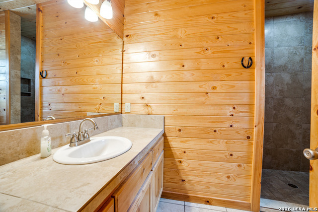 Image 14 of 50 For 170 Johnny Seibert