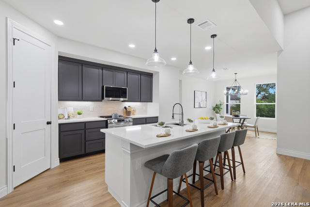 Image 12 of 47 For 860 Rayner Ranch