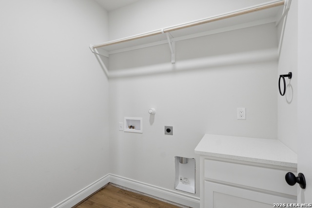 Image 27 of 47 For 860 Rayner Ranch