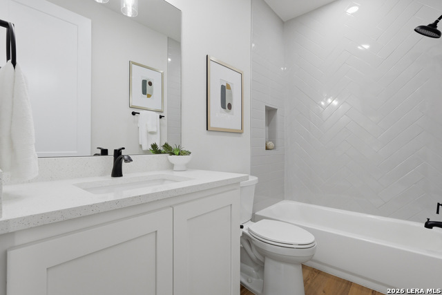 Image 32 of 47 For 860 Rayner Ranch