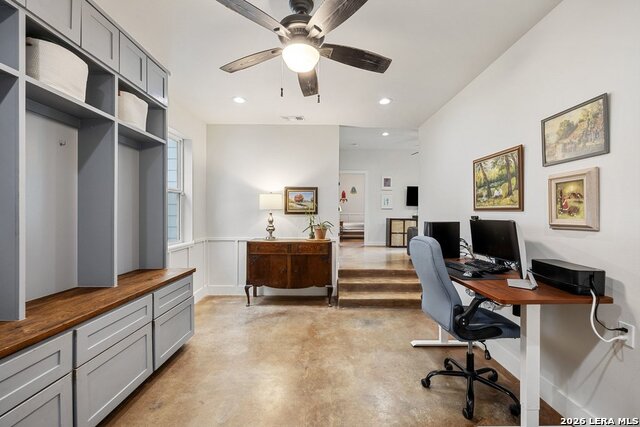 Image 21 of 42 For 3657 Ranch Road 3232