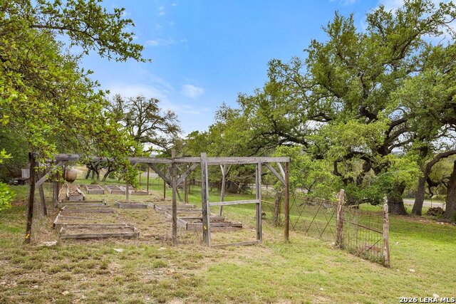 Image 30 of 42 For 3657 Ranch Road 3232