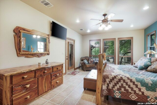 Image 26 of 69 For 309 Lost Oaks Dr