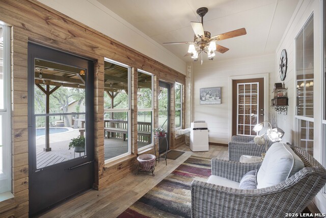 Image 42 of 69 For 309 Lost Oaks Dr