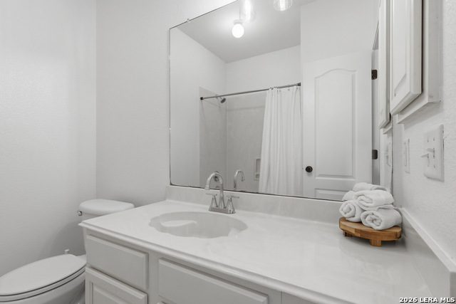 Image 21 of 41 For 30737 Deerfield Ter