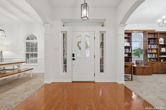 Image 3 of 41 For 30737 Deerfield Ter