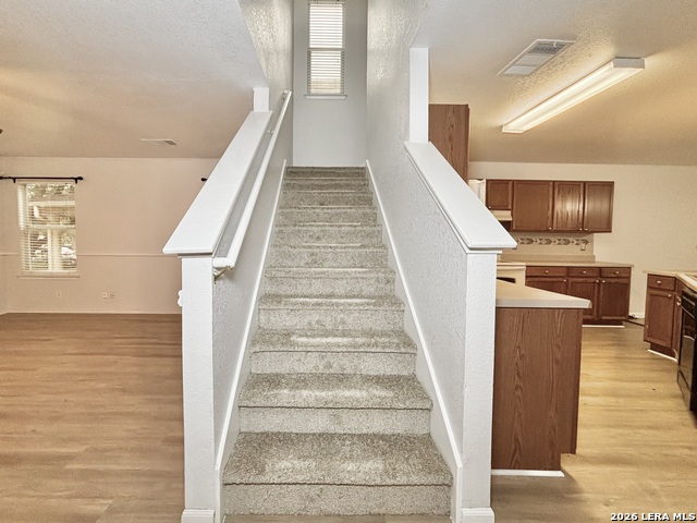 Image 10 of 23 For 4946 Bending Elms