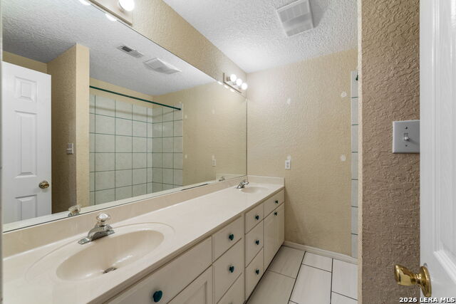 Listing photo id 16 for 360 Private Road 4619