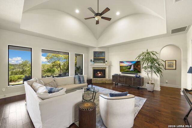 Image 6 of 40 For 14562 Iron Horse Way