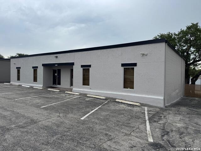 Details for 11911 Warfield St, San Antonio, TX 78216