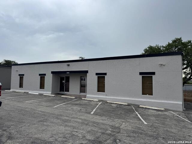 Image 3 of 18 For 11911 Warfield St