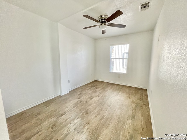 Image 4 of 11 For 1033 Rivas St  301