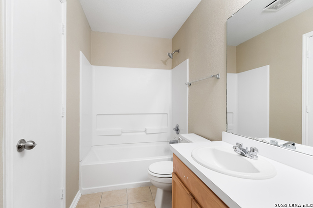 Image 14 of 26 For 6526 Charles Field