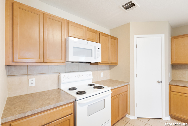 Image 7 of 26 For 6526 Charles Field