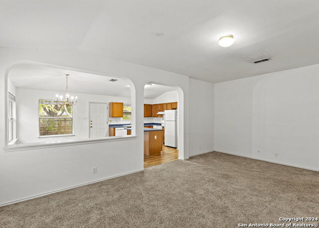 Image 6 of 23 For 14346 Markham Ln