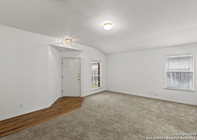 Image 8 of 23 For 14346 Markham Ln