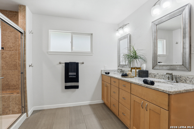 Image 18 of 29 For 12302 Capeswood