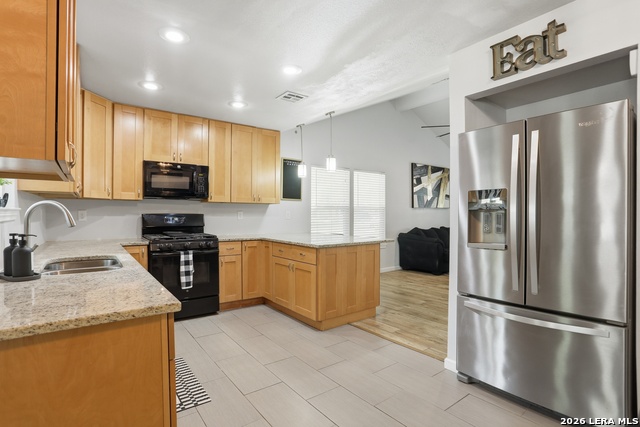 Image 9 of 29 For 12302 Capeswood