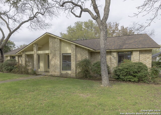 Image 2 of 24 For 13722 Pebble Point Dr