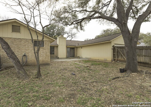 Image 5 of 24 For 13722 Pebble Point Dr