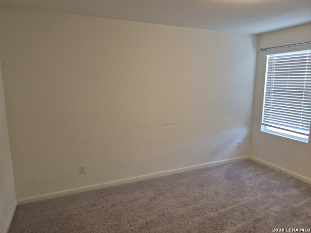 Image 3 of 4 For 5924 Pearl Meadow