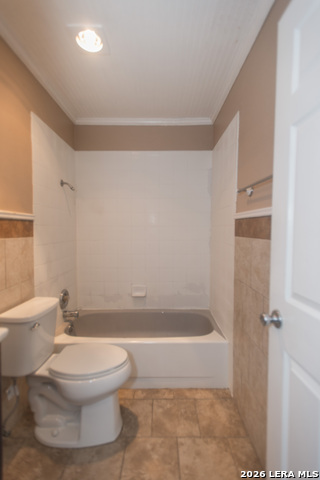 Image 19 of 28 For 10803 Green Hurst St