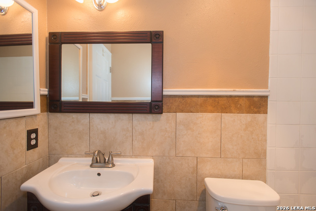 Image 20 of 28 For 10803 Green Hurst St