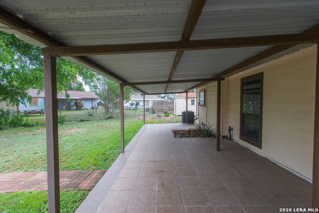 Image 23 of 28 For 10803 Green Hurst St