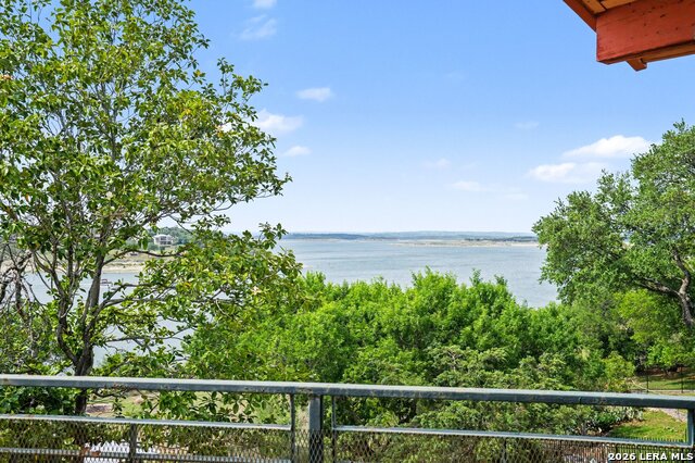 Image 23 of 32 For 1010 Village Shore Dr