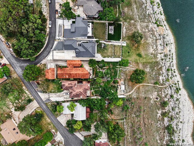 Image 3 of 32 For 1010 Village Shore Dr