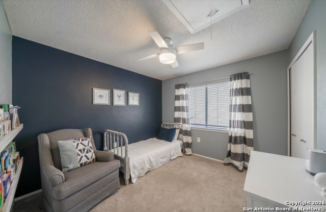 Image 16 of 22 For 2435 Pendant Oak