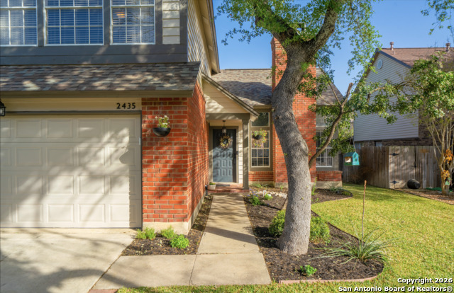 Image 3 of 22 For 2435 Pendant Oak