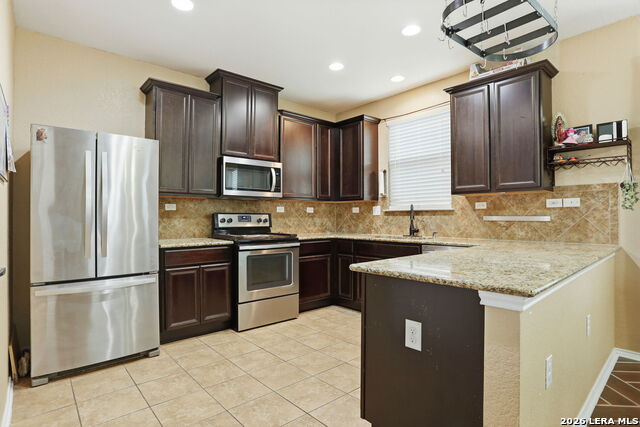 Image 13 of 40 For 7455 Primrose Post