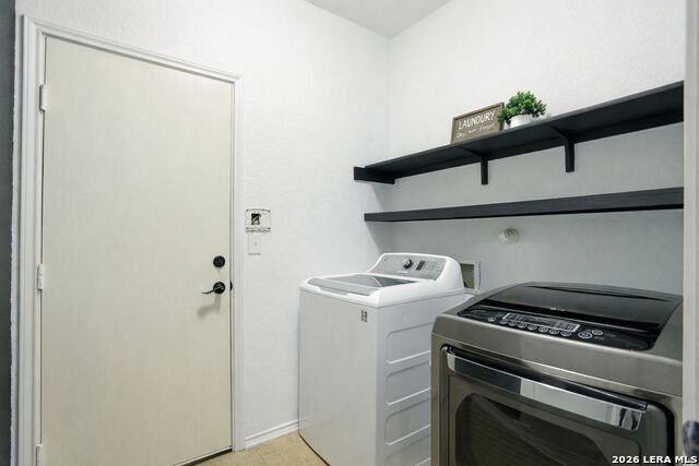 Image 34 of 40 For 7455 Primrose Post