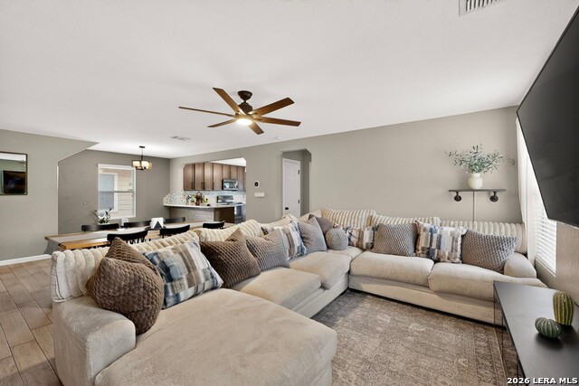 Image 7 of 40 For 10911 Rustic Spoke