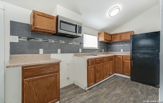 Image 2 of 6 For 3430 Flores S 4