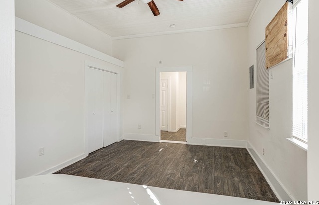 Image 3 of 6 For 3430 Flores S 4