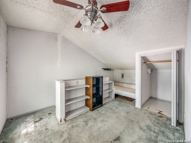 Image 20 of 25 For 120 Center Creek Drive