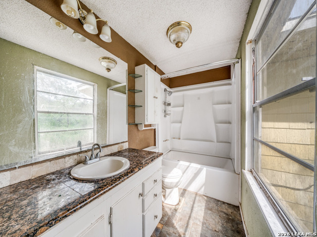 Image 23 of 25 For 120 Center Creek Drive