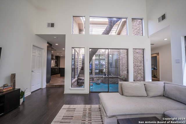 Image 16 of 41 For 16814 Turkey Point St