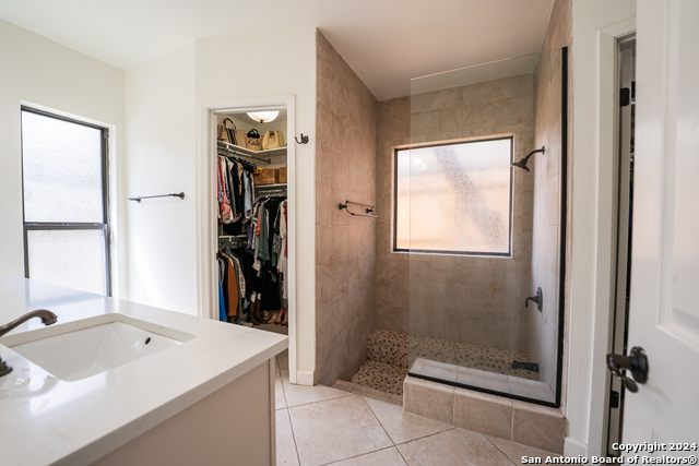 Image 26 of 41 For 16814 Turkey Point St