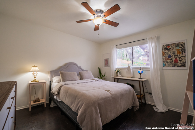 Image 30 of 41 For 16814 Turkey Point St