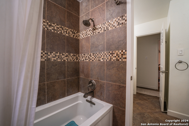 Image 35 of 41 For 16814 Turkey Point St