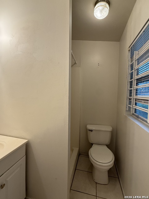 Image 20 of 36 For 374 Meredith