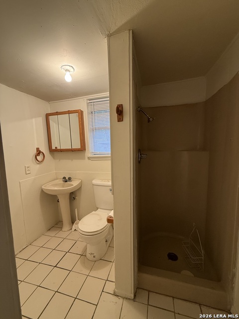 Image 35 of 36 For 374 Meredith