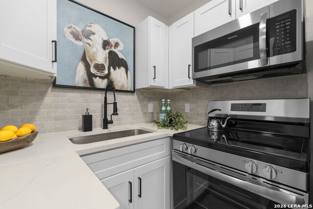 Image 22 of 33 For 339 Springwood Ln