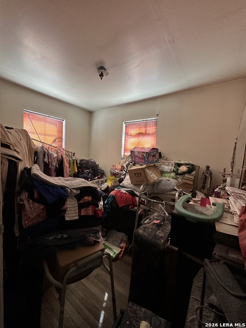 Image 13 of 15 For 3130 Golden Ave