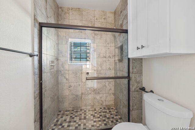 Image 16 of 34 For 1321 Waverly Ave