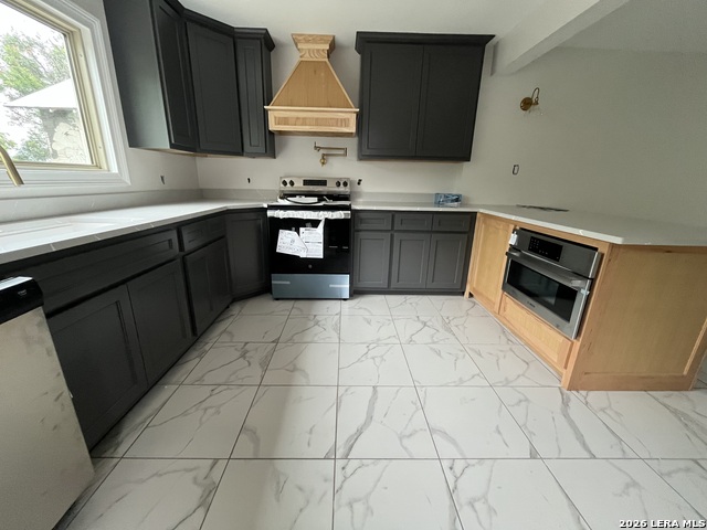 Details for 763 Ceylon St N, Eagle Pass, TX 78852